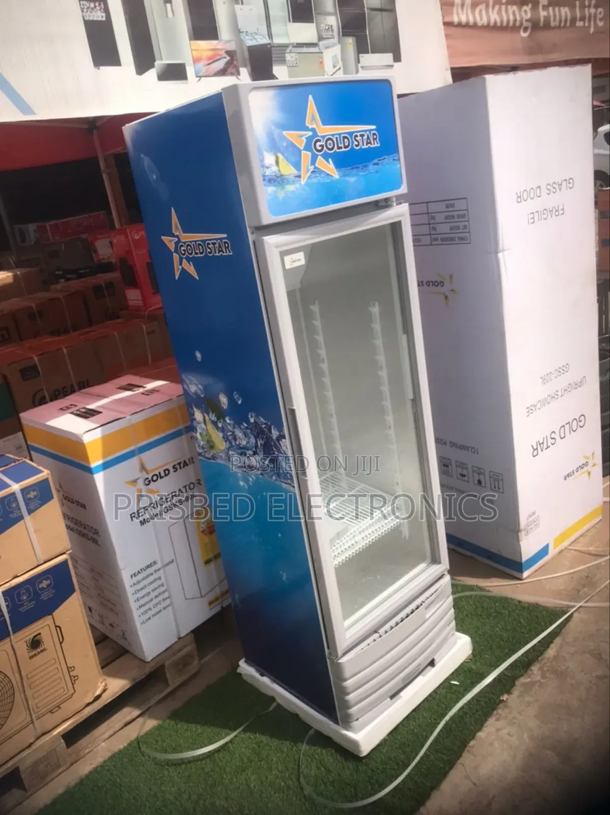 Goldstar Durable Showcase / Display Fridge 229 Litres
