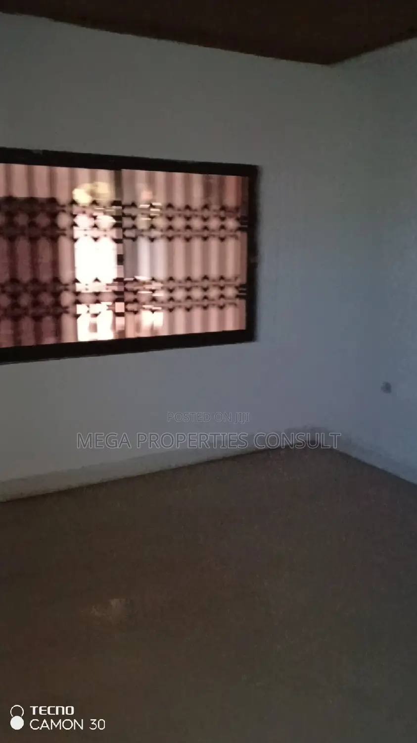 4bdrm House in Sowutwuom for rent