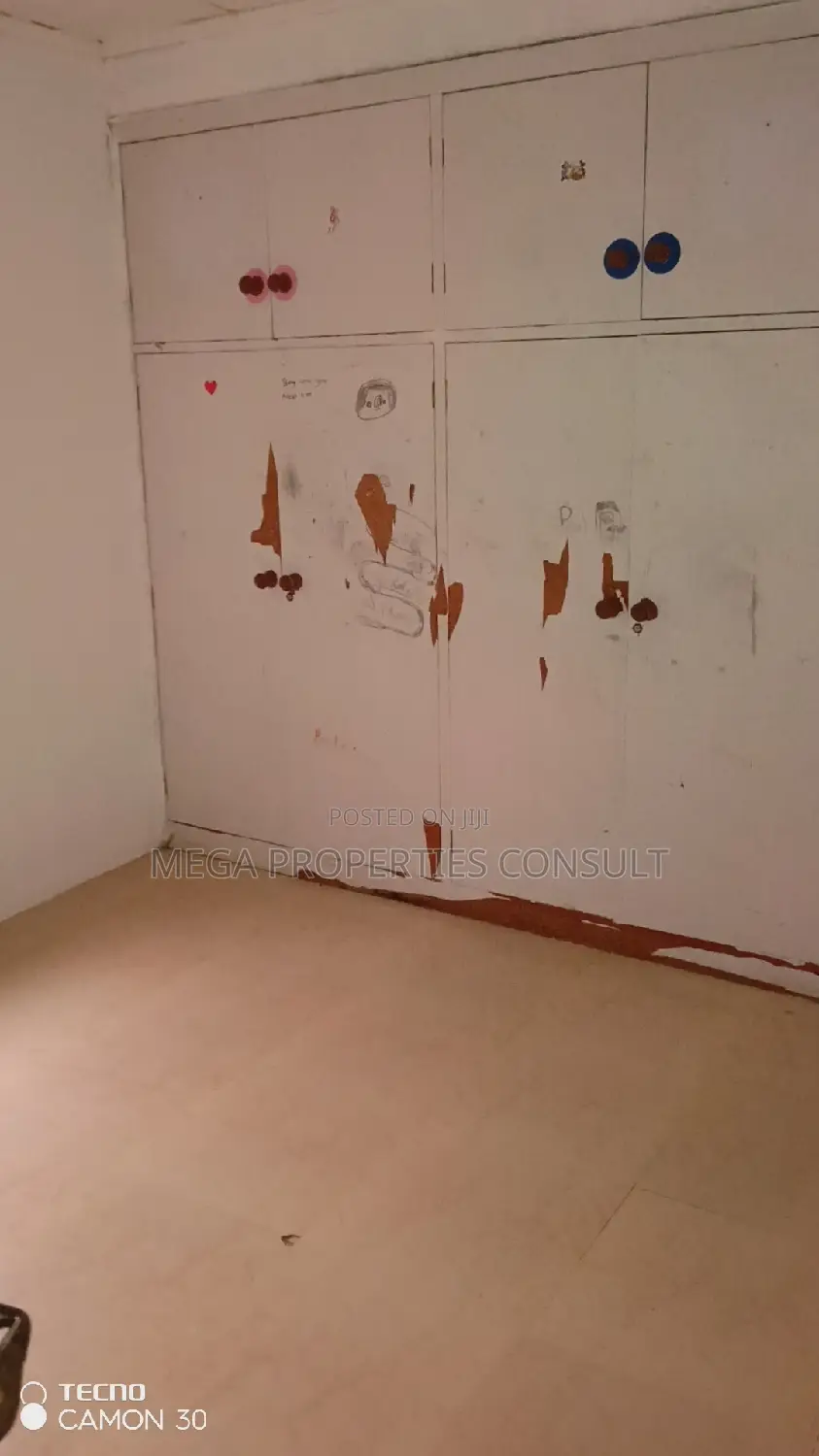 4bdrm House in Sowutwuom for rent