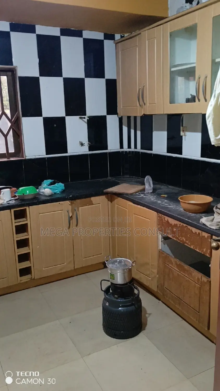 4bdrm House in Sowutwuom for rent