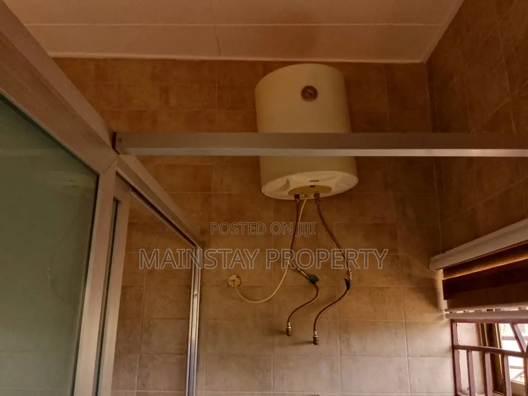 5bdrm House in Mainstay Estates, North Legon for rent