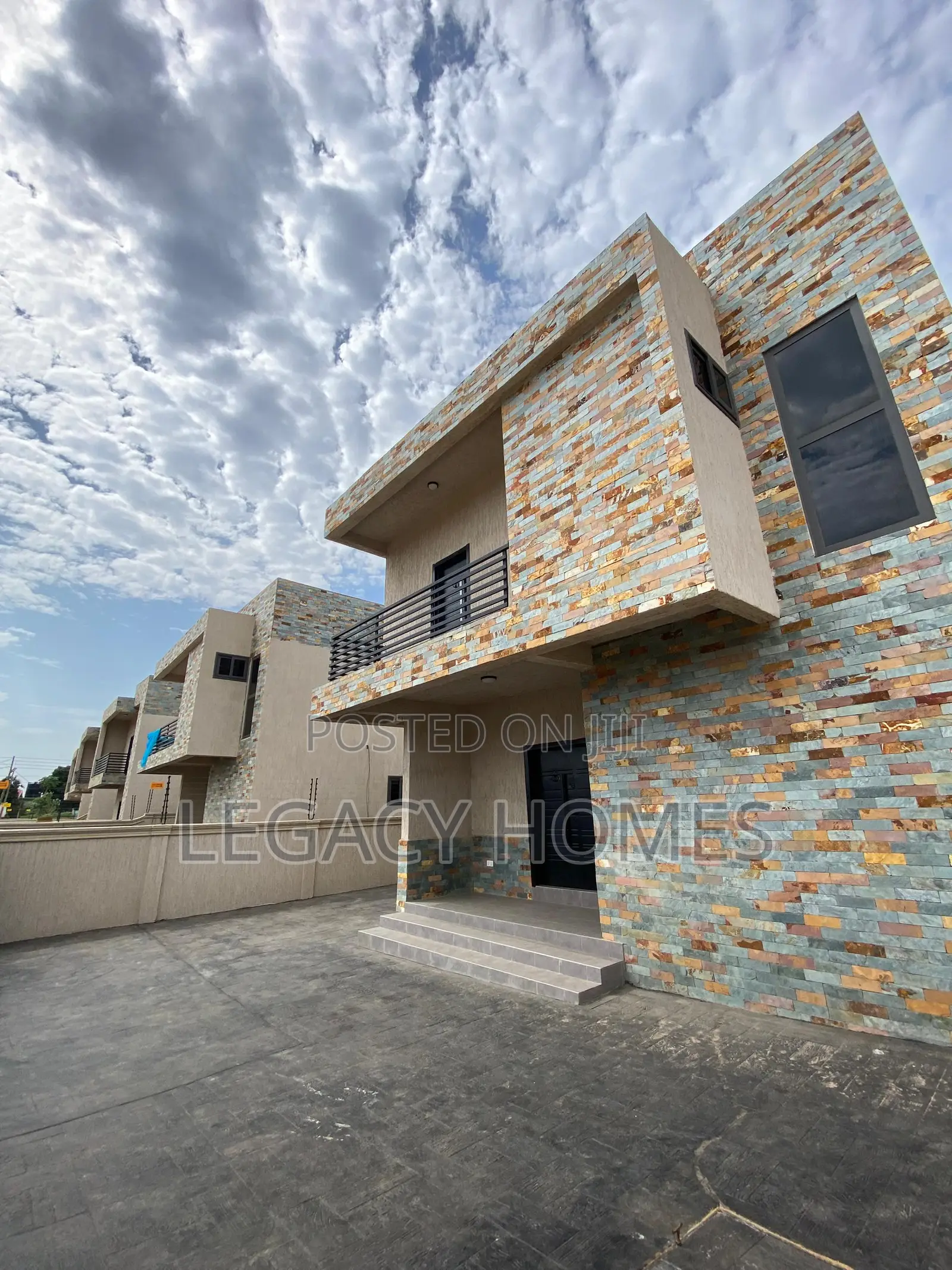 4bdrm House in Pillar 2 for sale
