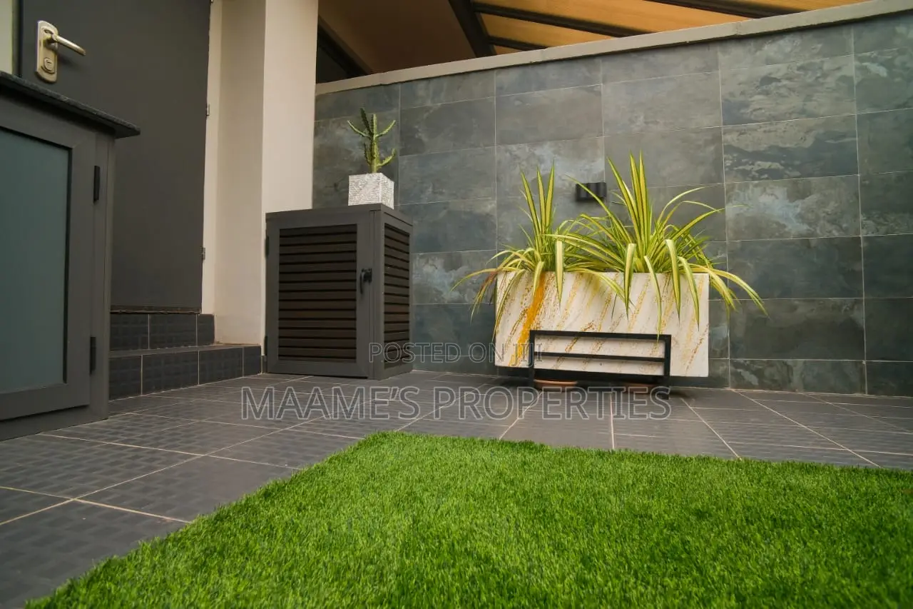 2bdrm Townhouse/Terrace in Oyarifa for sale
