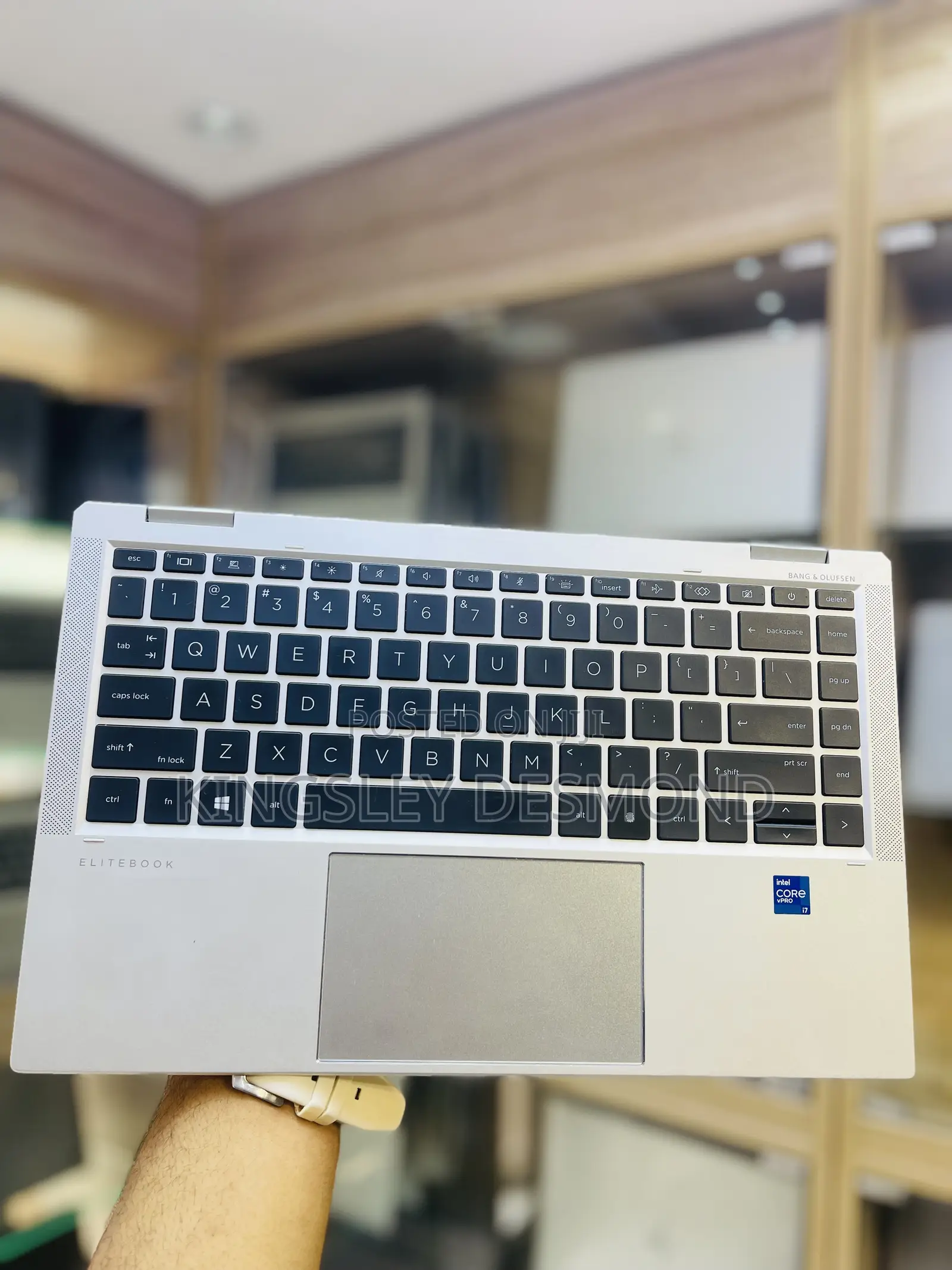 Laptop HP EliteBook 1040 G8 16GB Intel Core i7 SSD 512GB
