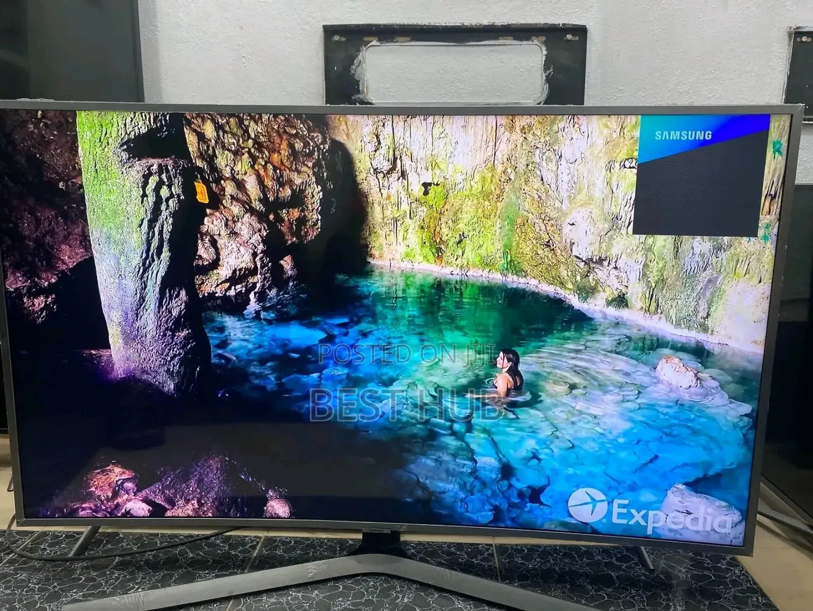 Samsung 49inches Smart Tv