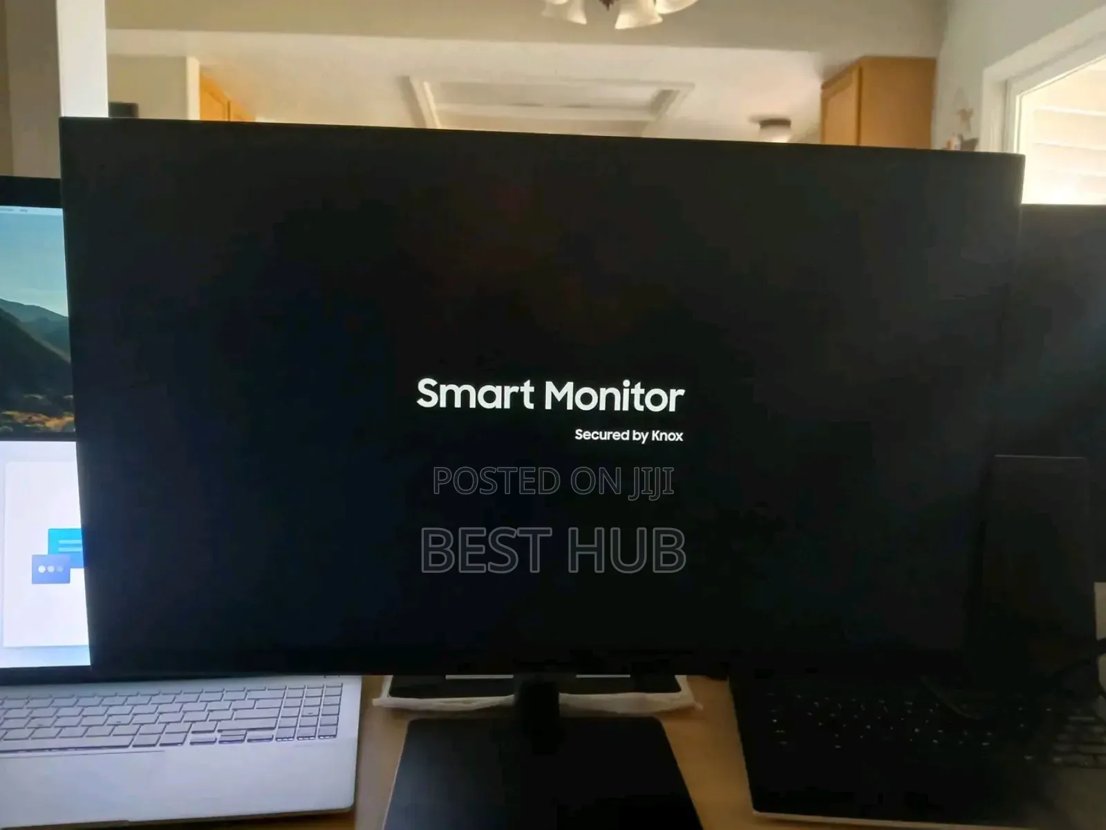 Samsung M5 Monitor