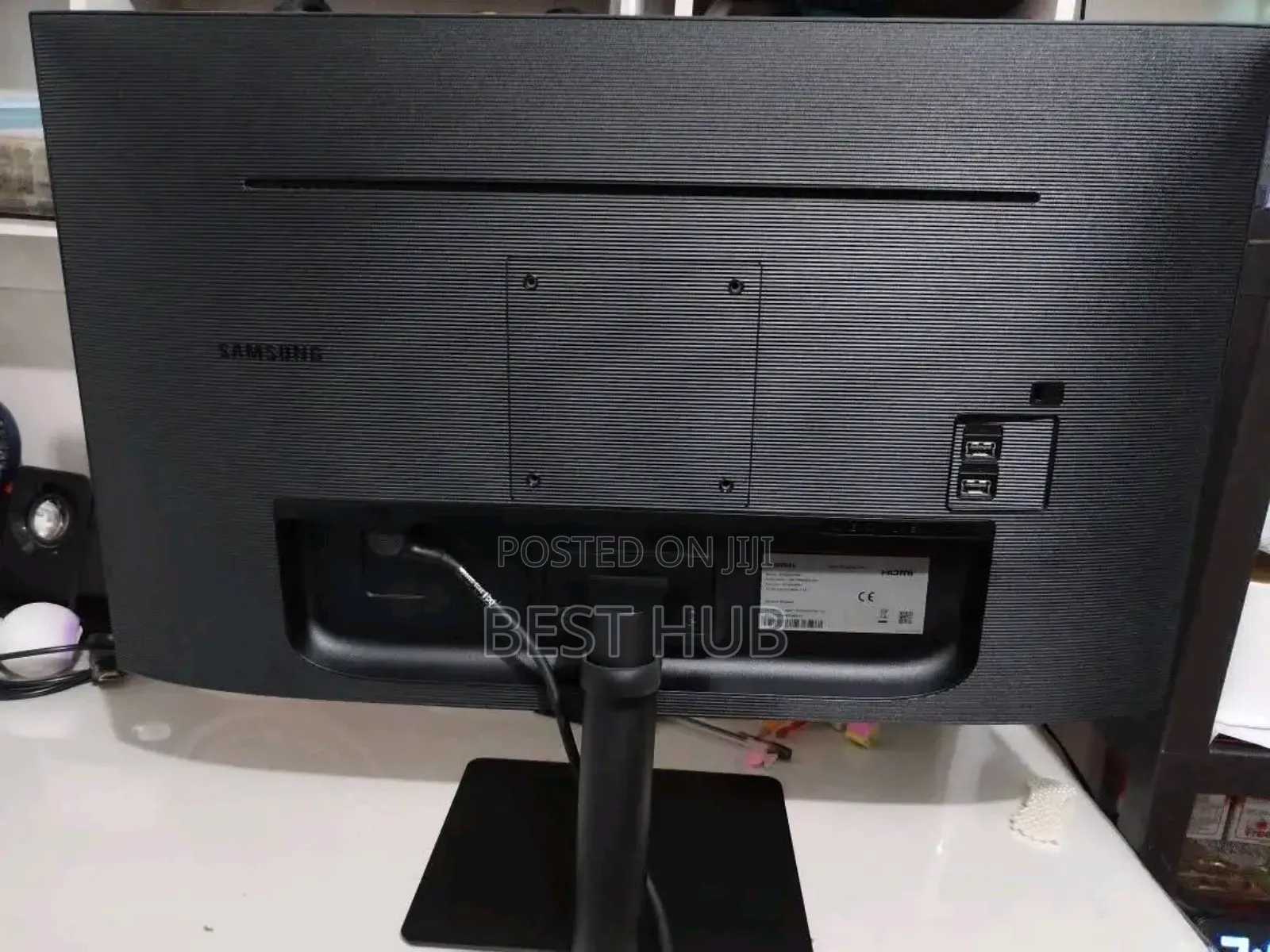 Samsung M5 Monitor