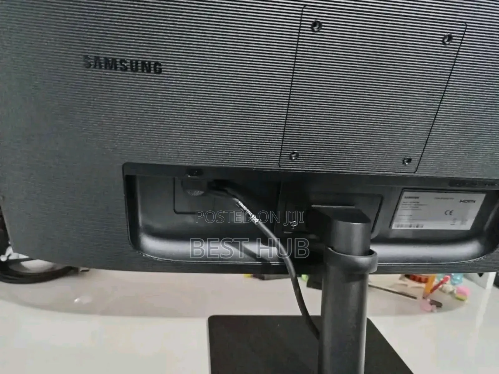 Samsung M5 Monitor
