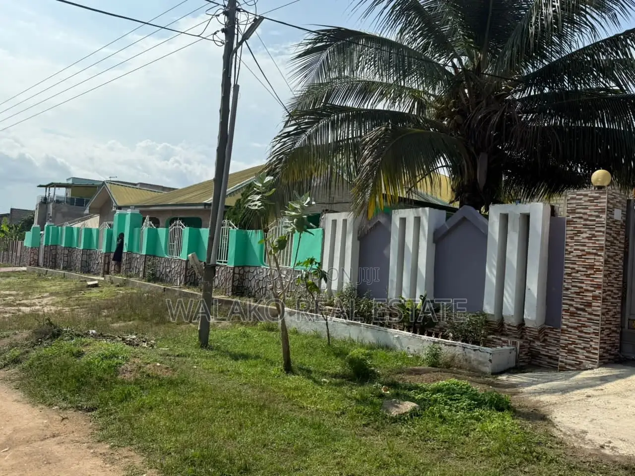 5bdrm House in Ablekuma for sale