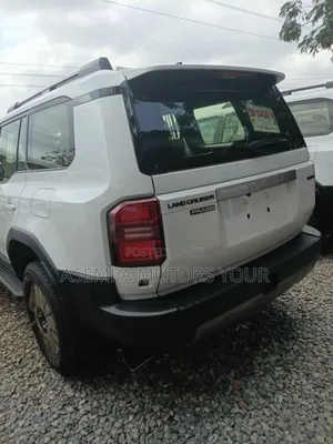 New Toyota Land Cruiser Prado 2.8 2025 White