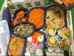 Belle's Food Baskets