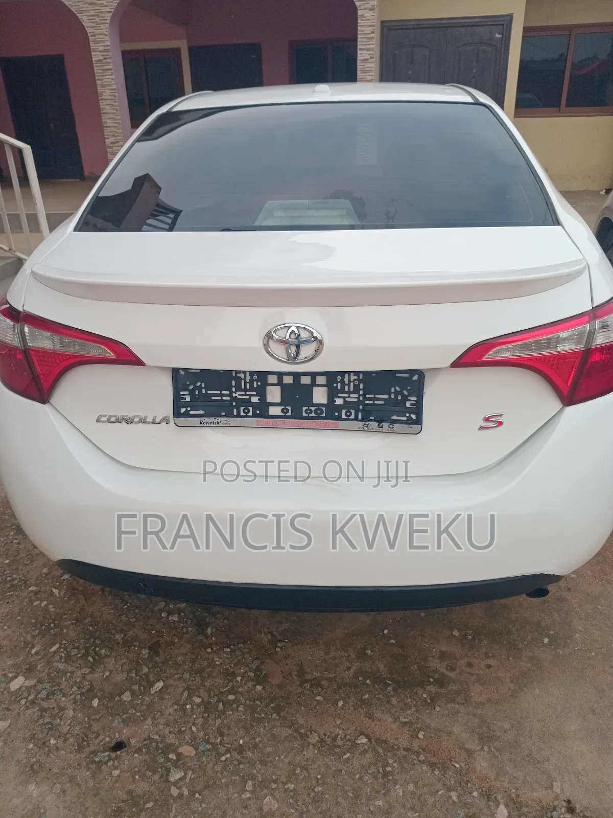 Toyota Corolla S 4dr Sedan (1.8L 4cyl CVT) 2016 White