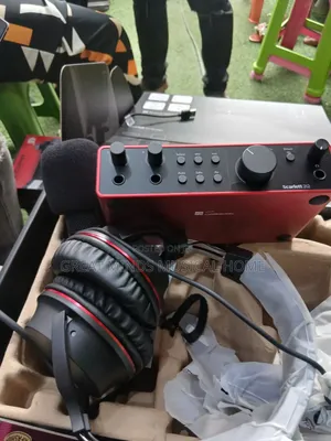 Scarlet Focusrite Podcast Set
