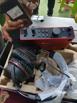 Scarlet Focusrite Podcast Set