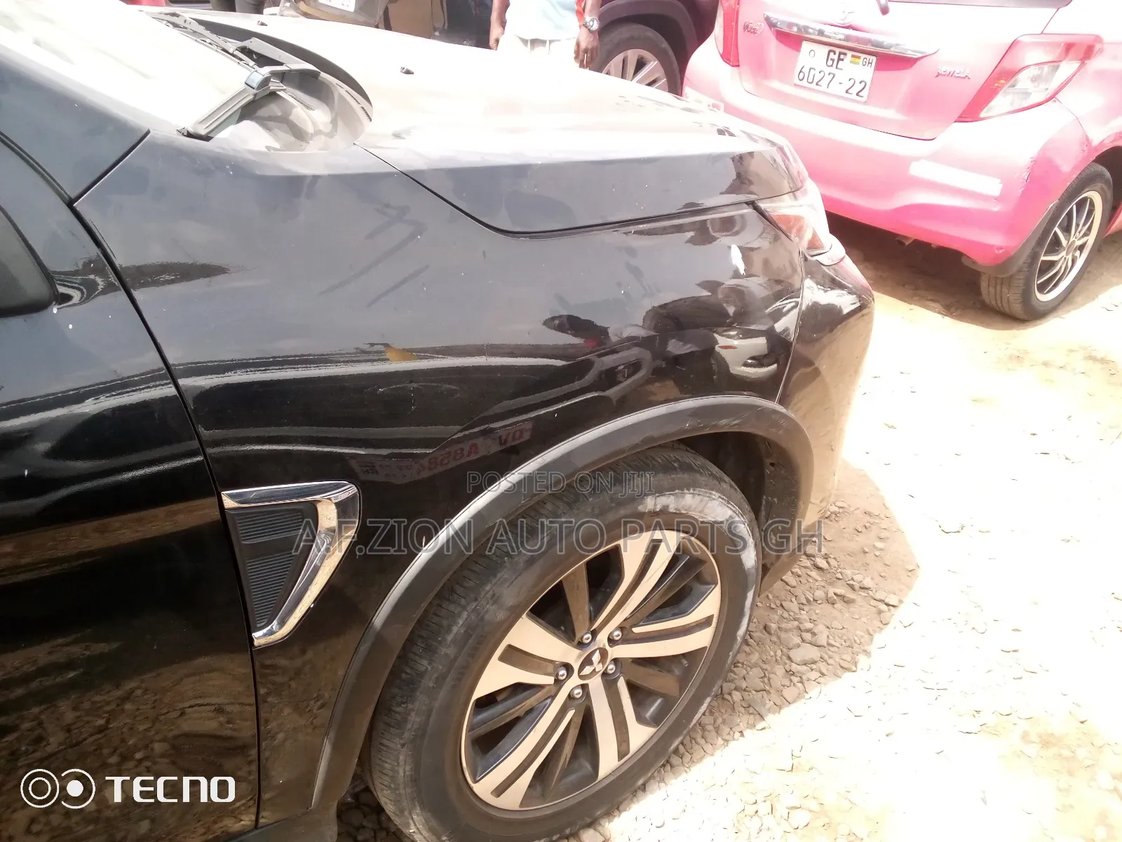 Original Fender Molding for Outlander 2016 and All Types Available