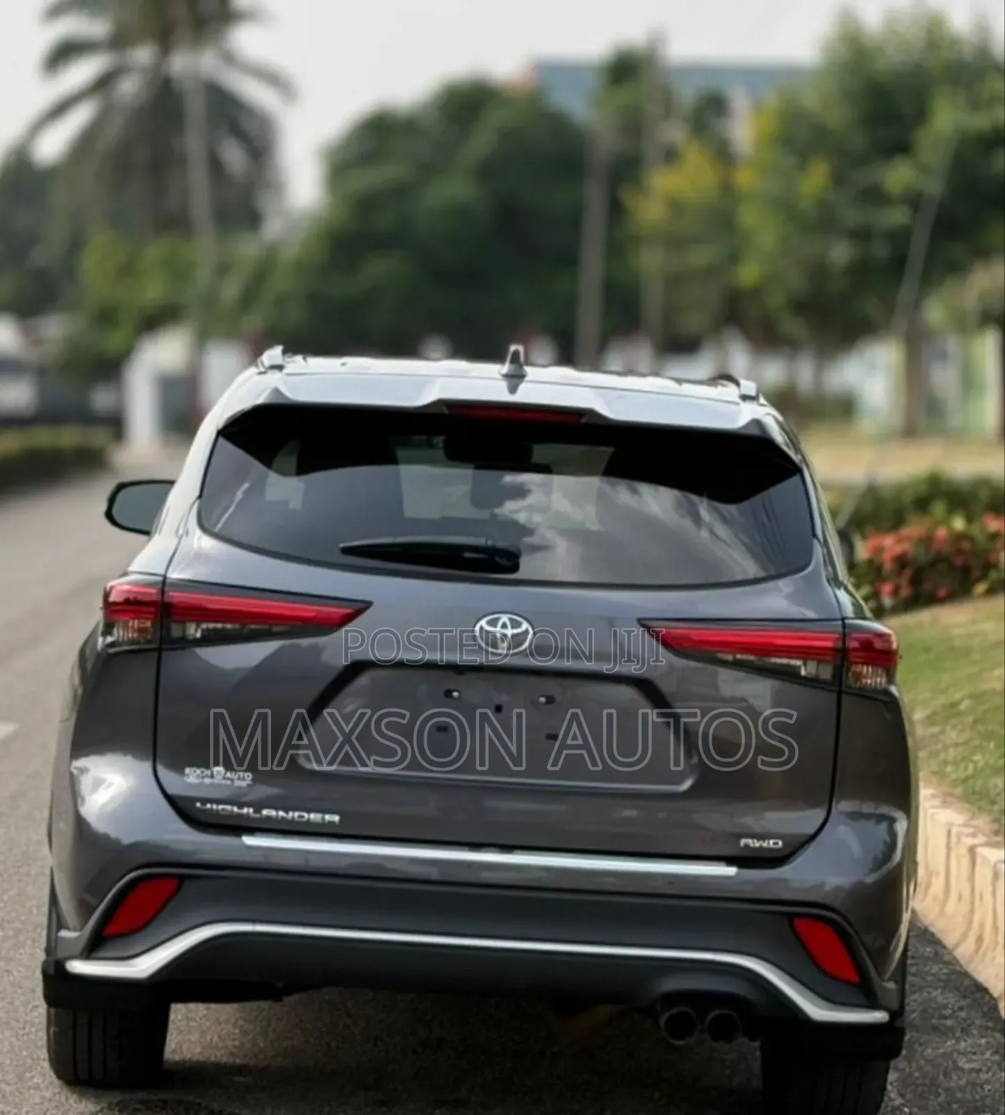 Toyota Highlander XSE AWD 2023 Gray