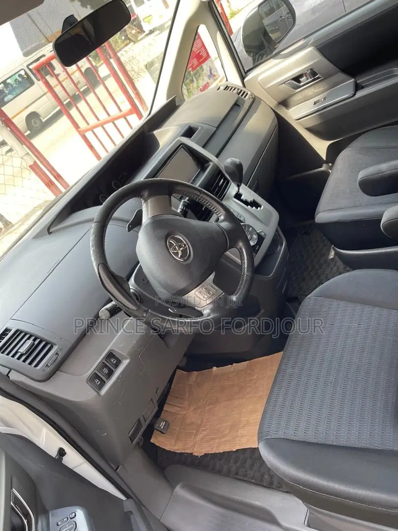 Voxy Dashboard and Vitz