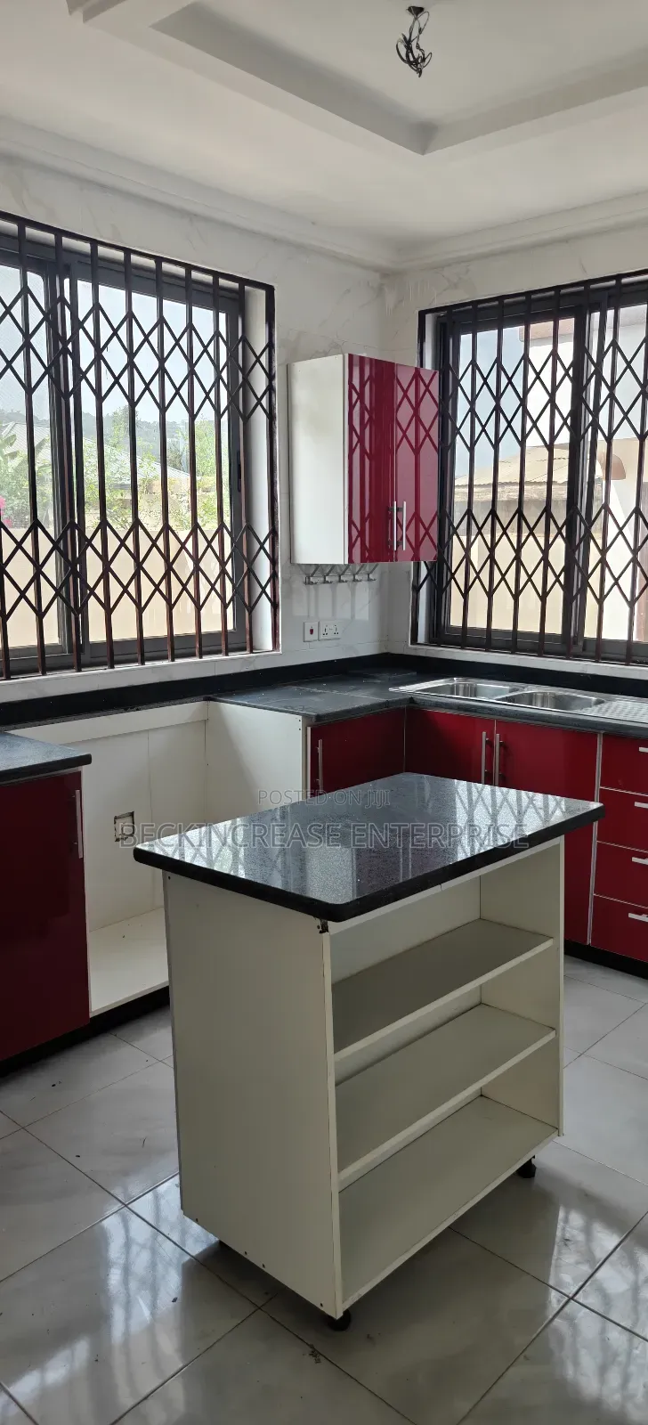 4bdrm House in Beckincrease, Oyarifa for sale