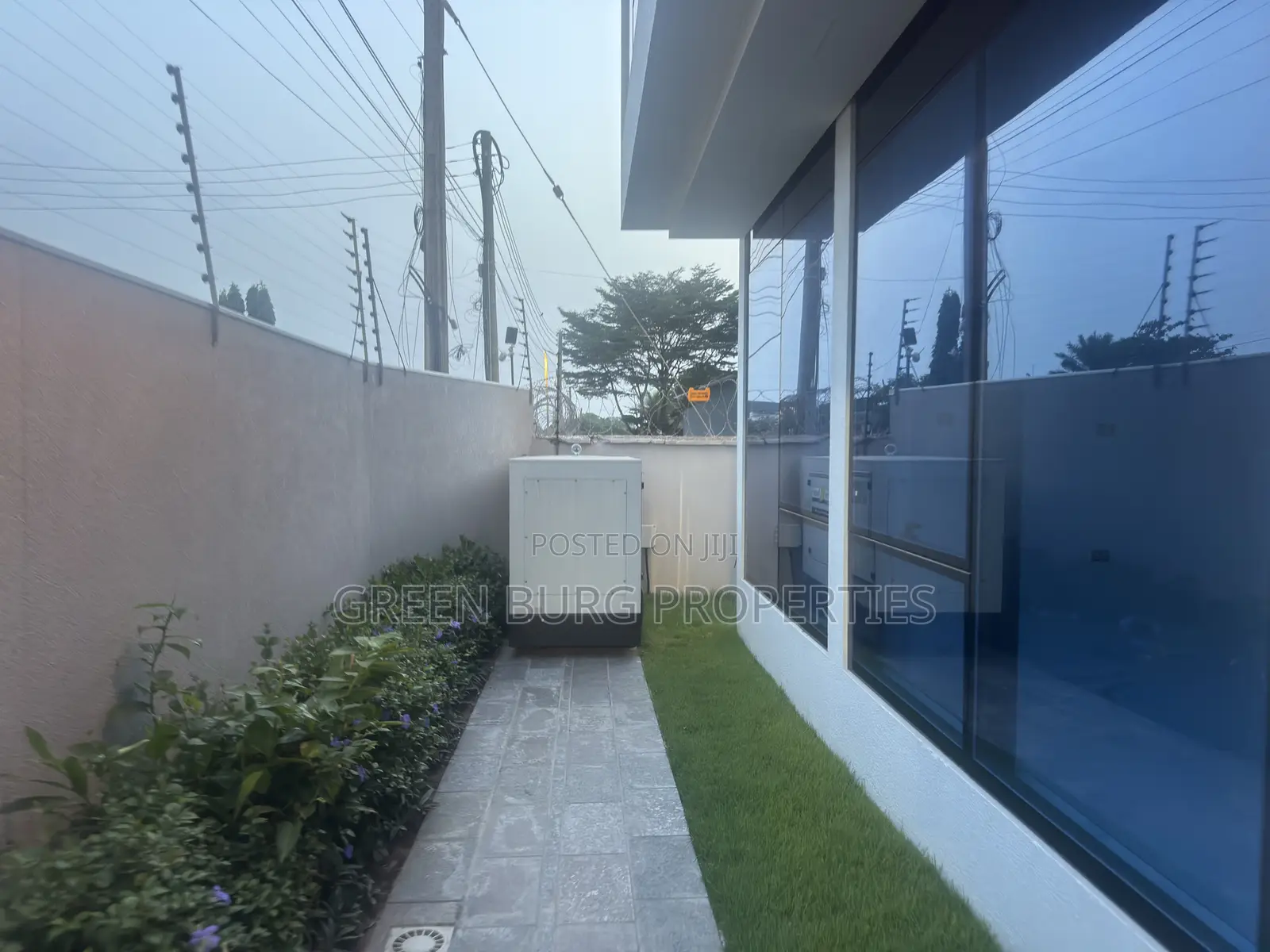 5bdrm House in Cantonments for rent