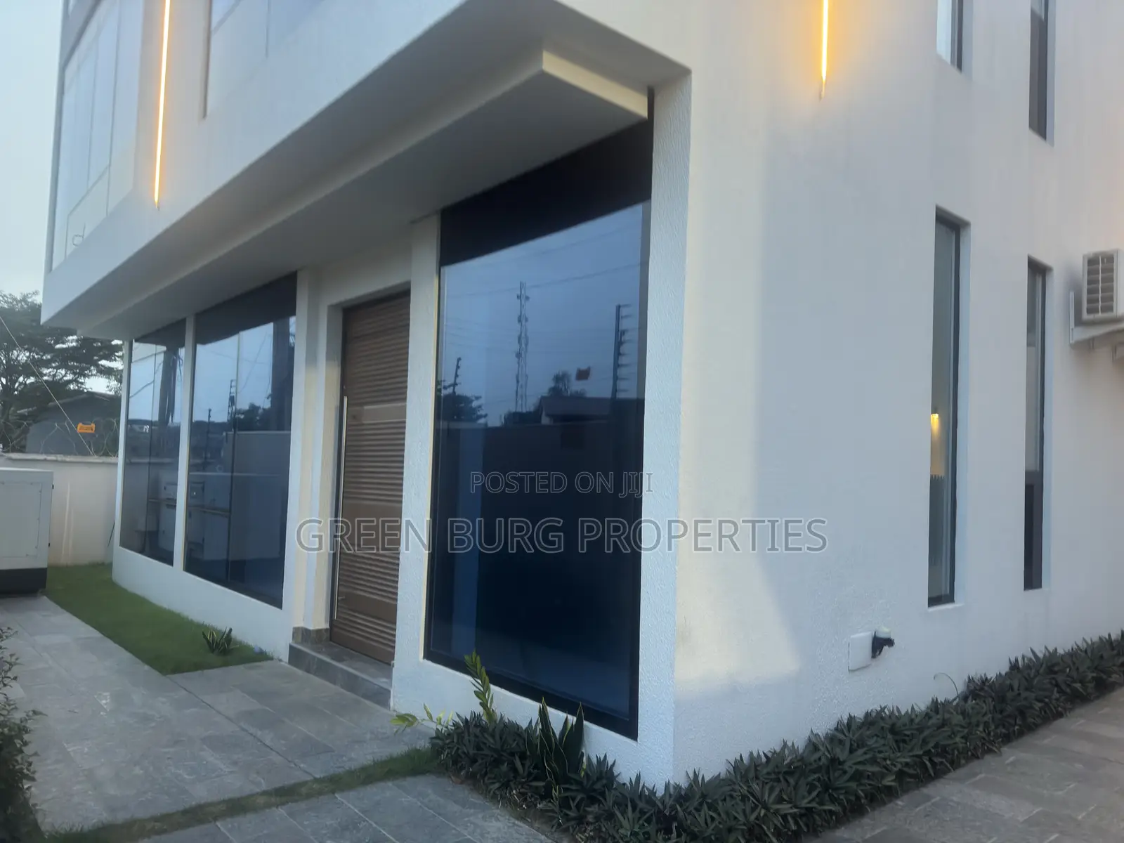 5bdrm House in Cantonments for rent