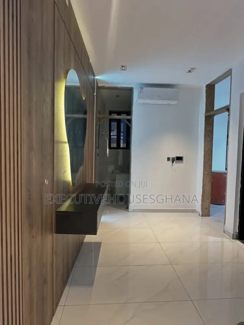 4bdrm House in Oyarifa for sale