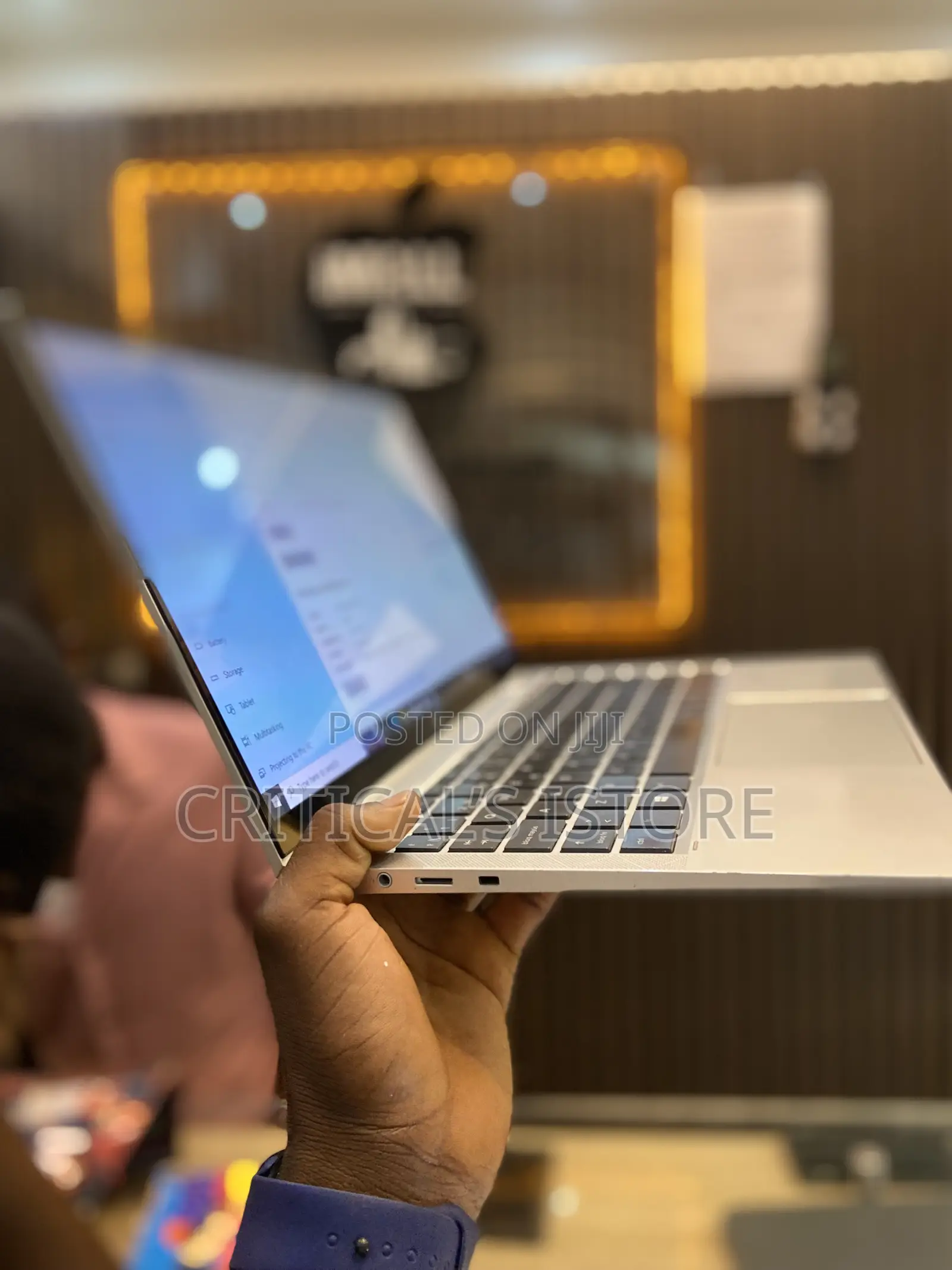 New Laptop HP EliteBook x360 1030 G7 8GB AMD Ryzen 7 SSD 256GB