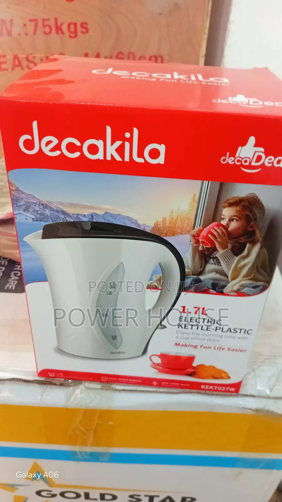 Decakila Plastic Kettle – Fast Heating 1.7l Capacity