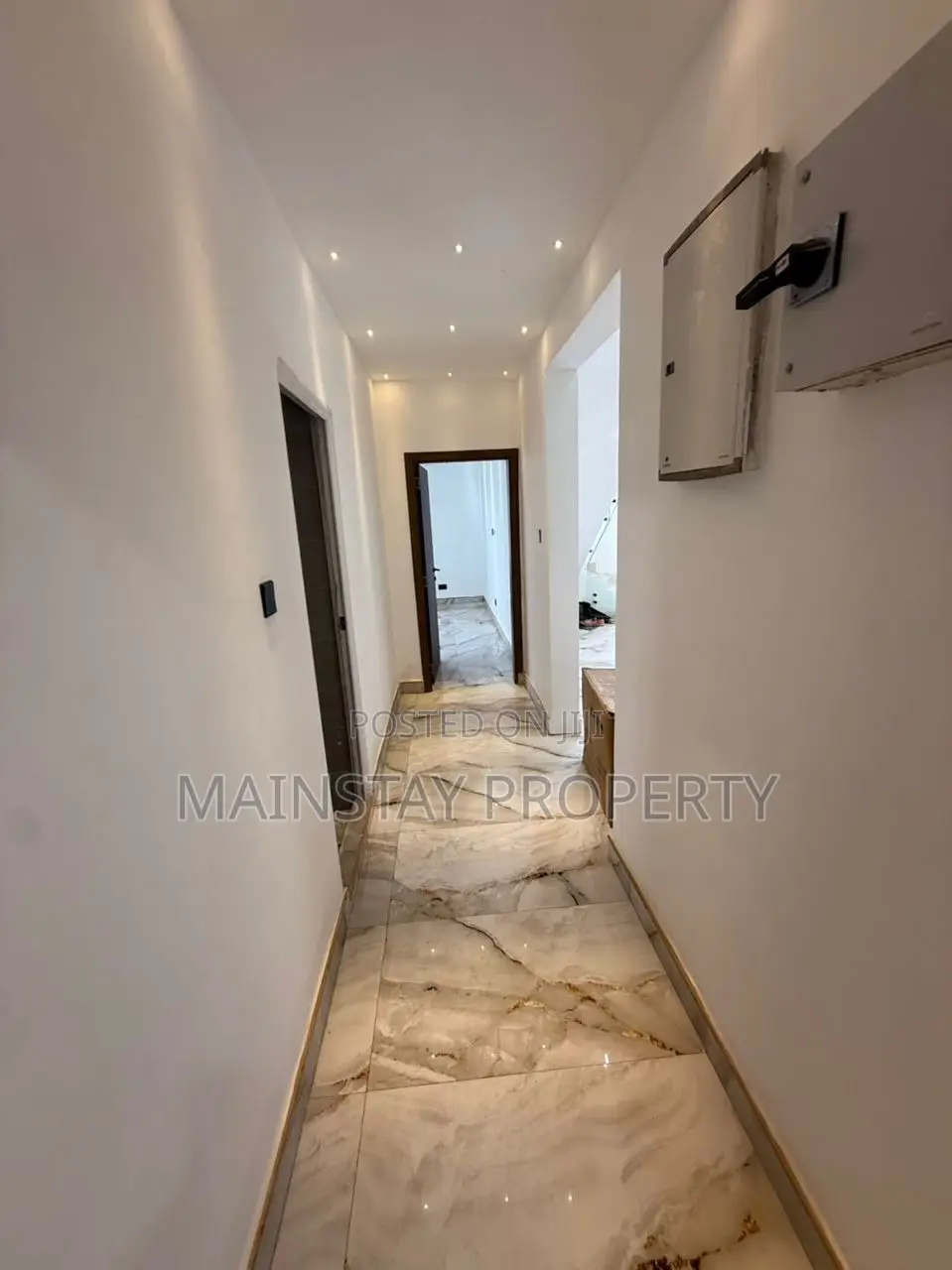 5bdrm House in SSNIT Flats for sale