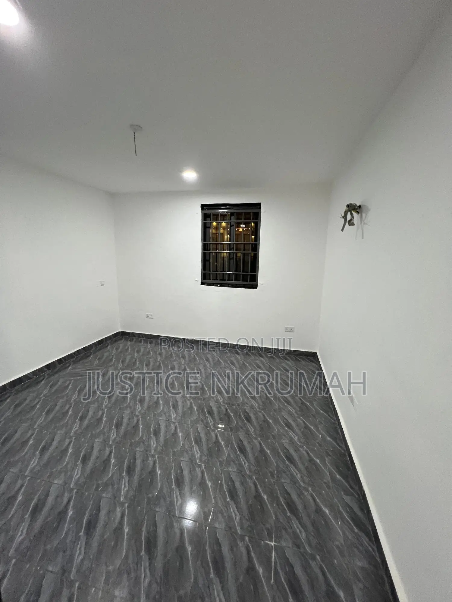 2bdrm Apartment in Mr Justice Estate, Bortiano for rent