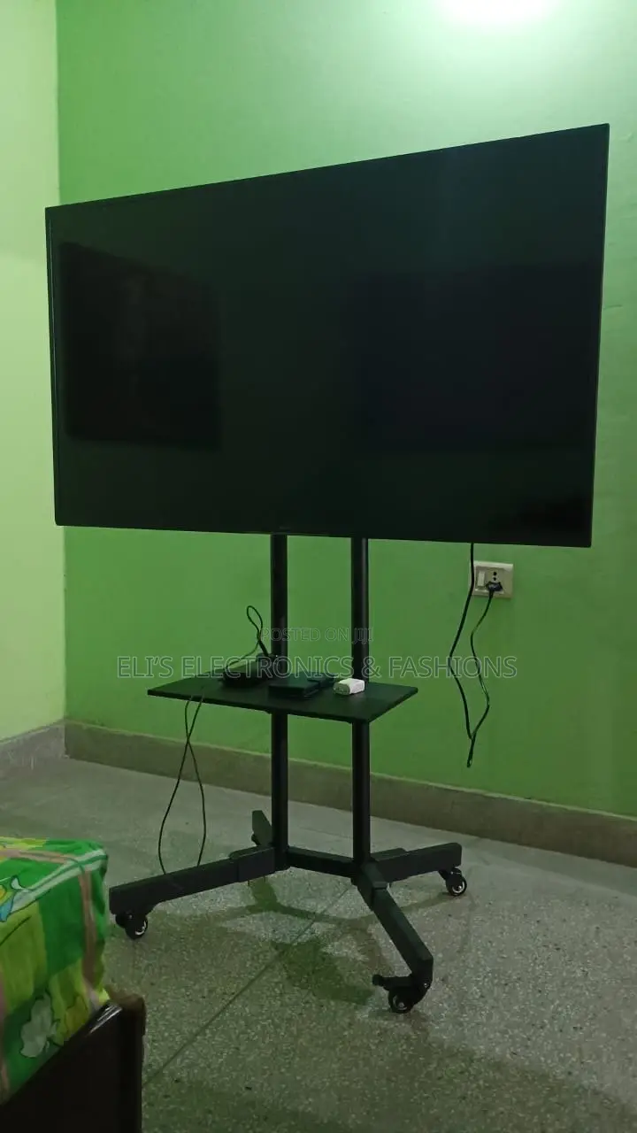 Modern Tv Trolley With Shelf 32”-70”
