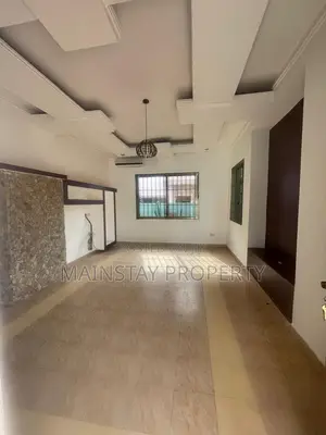 3bdrm House in Ashomang Estate for sale