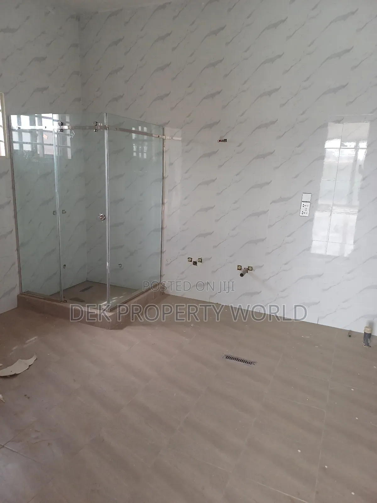4bdrm House in School Junction for sale