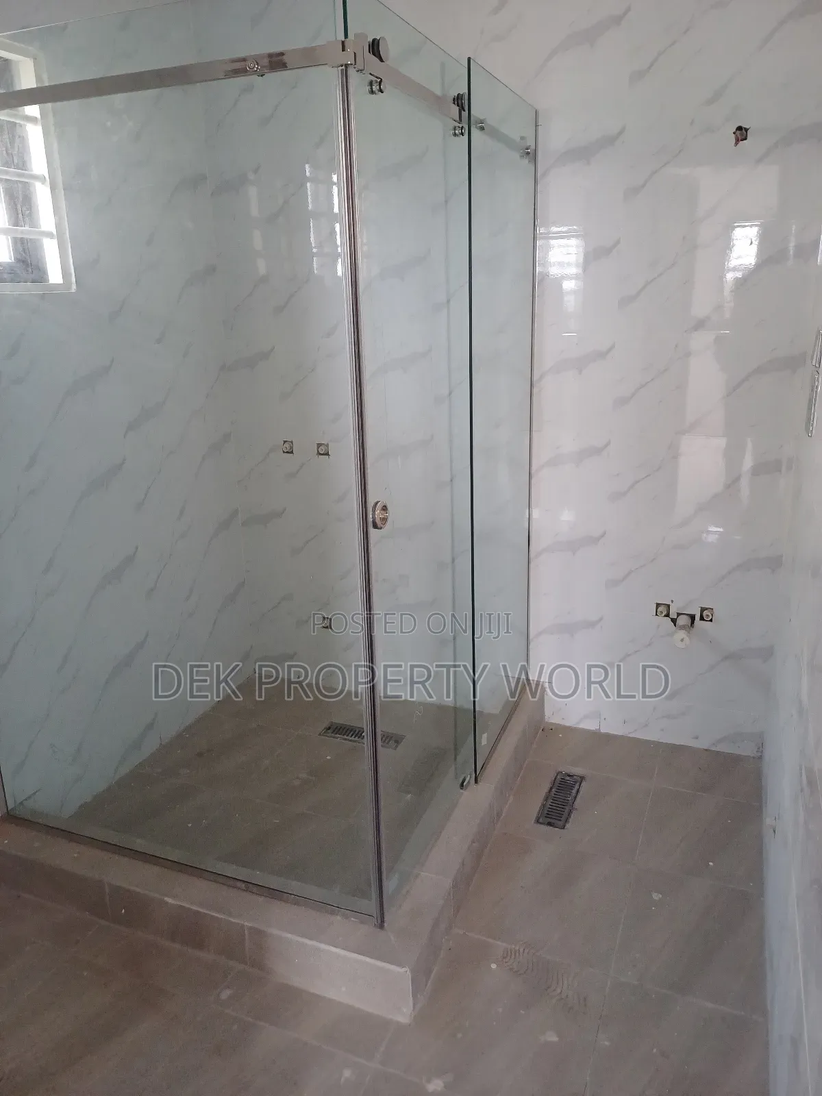 4bdrm House in School Junction for sale