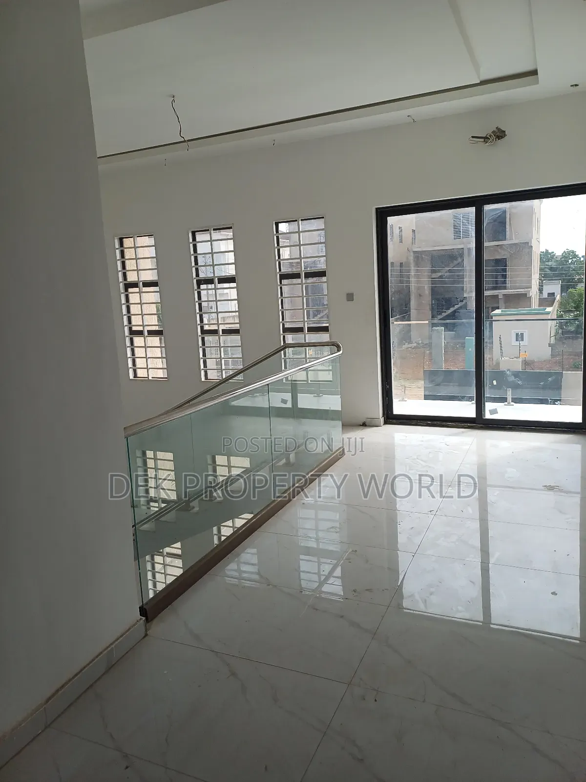 4bdrm House in School Junction for sale