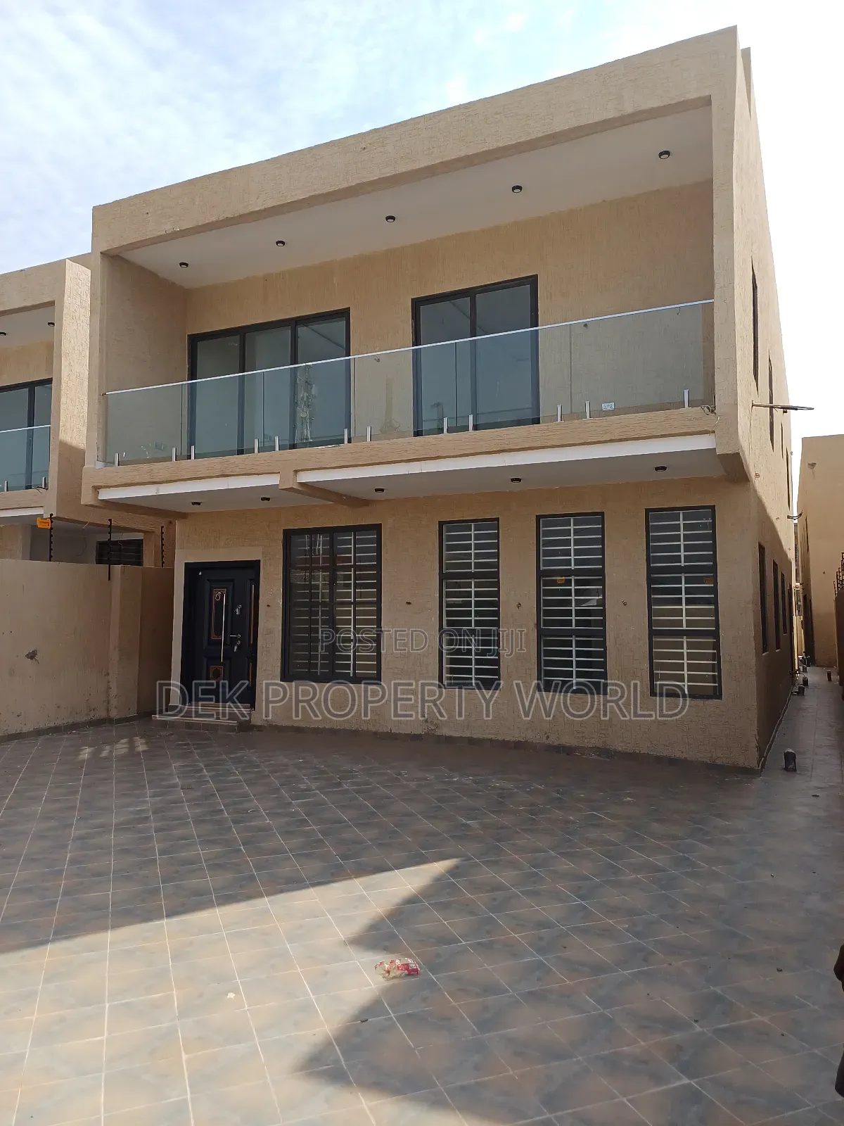 4bdrm House in School Junction for sale