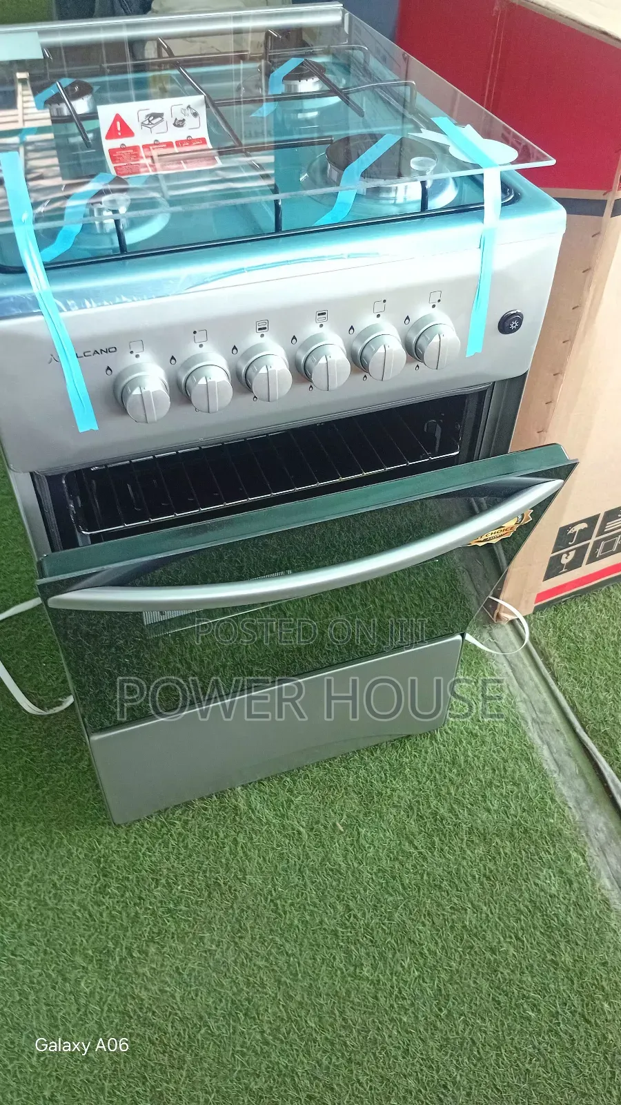 Volcano 4-Burner Cooker – Space Saving 50x50 Design