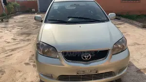 Toyota Vios 2010 Gold