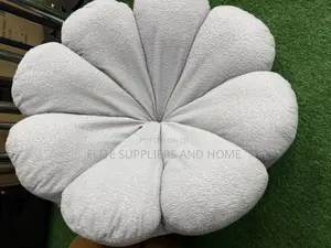 Petal Swivel Chair