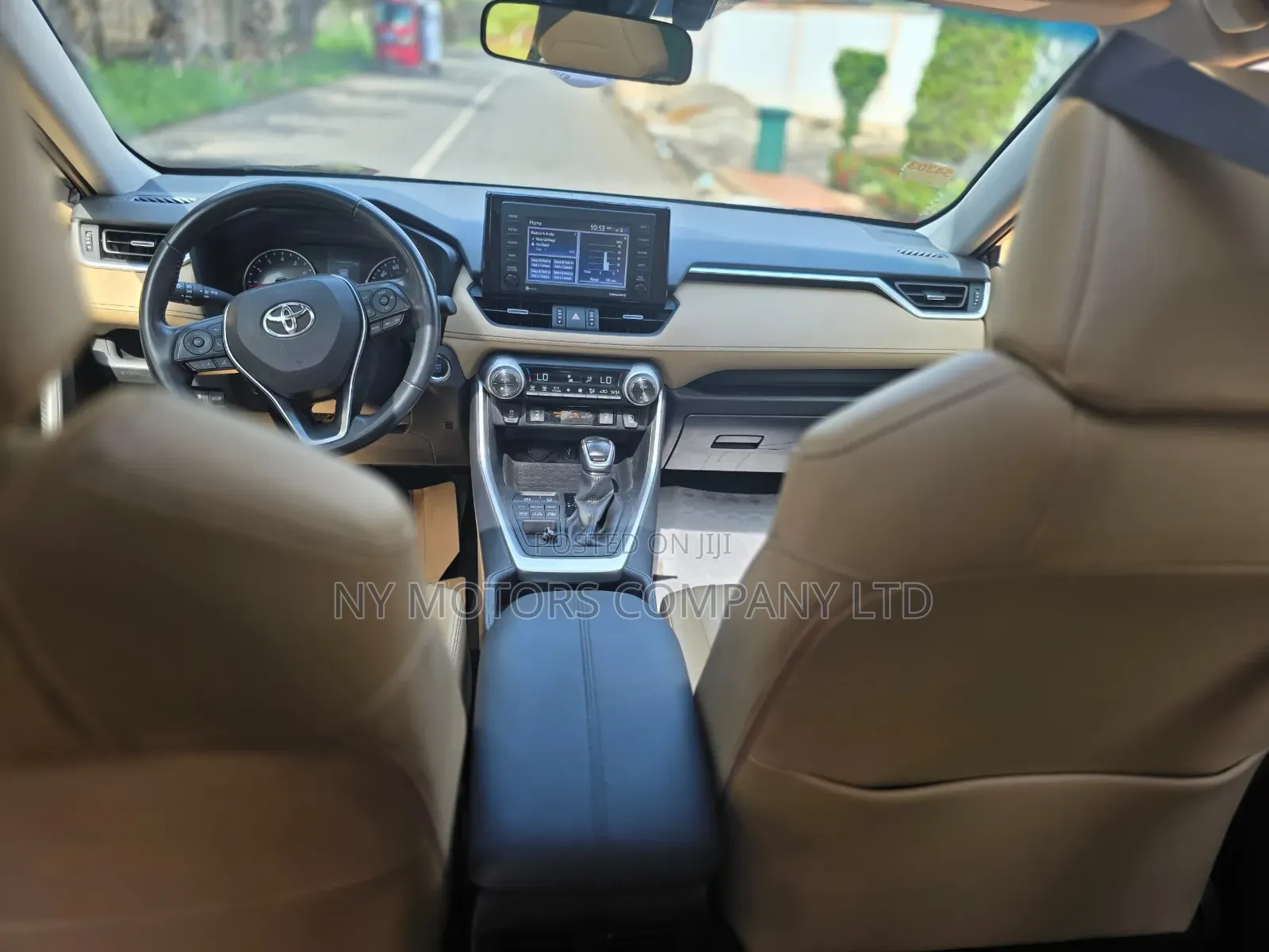 Toyota RAV4 XLE Premium 2021 Blue