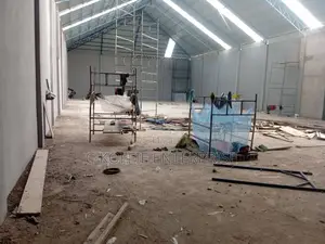 650 SQM Warehouse at Tema Com 25 for Rent