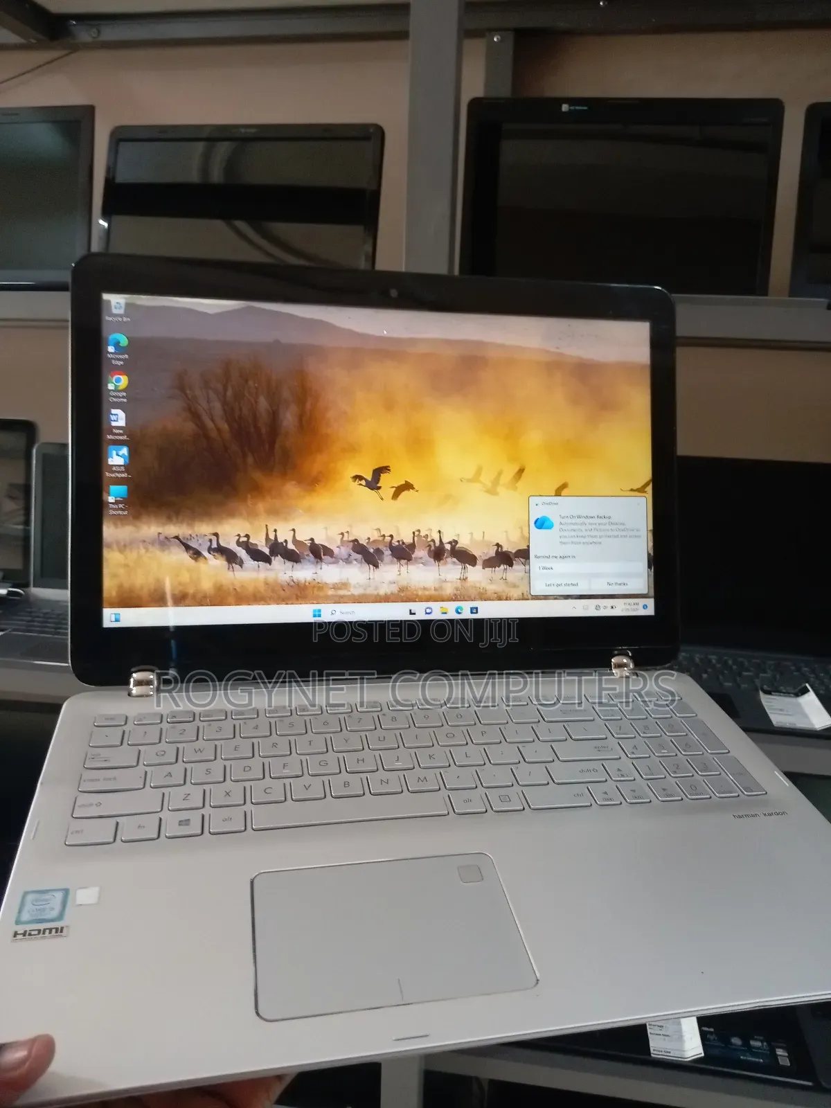 Laptop Asus Q504UA 12GB Intel Core i5 HDD+SSD 1T