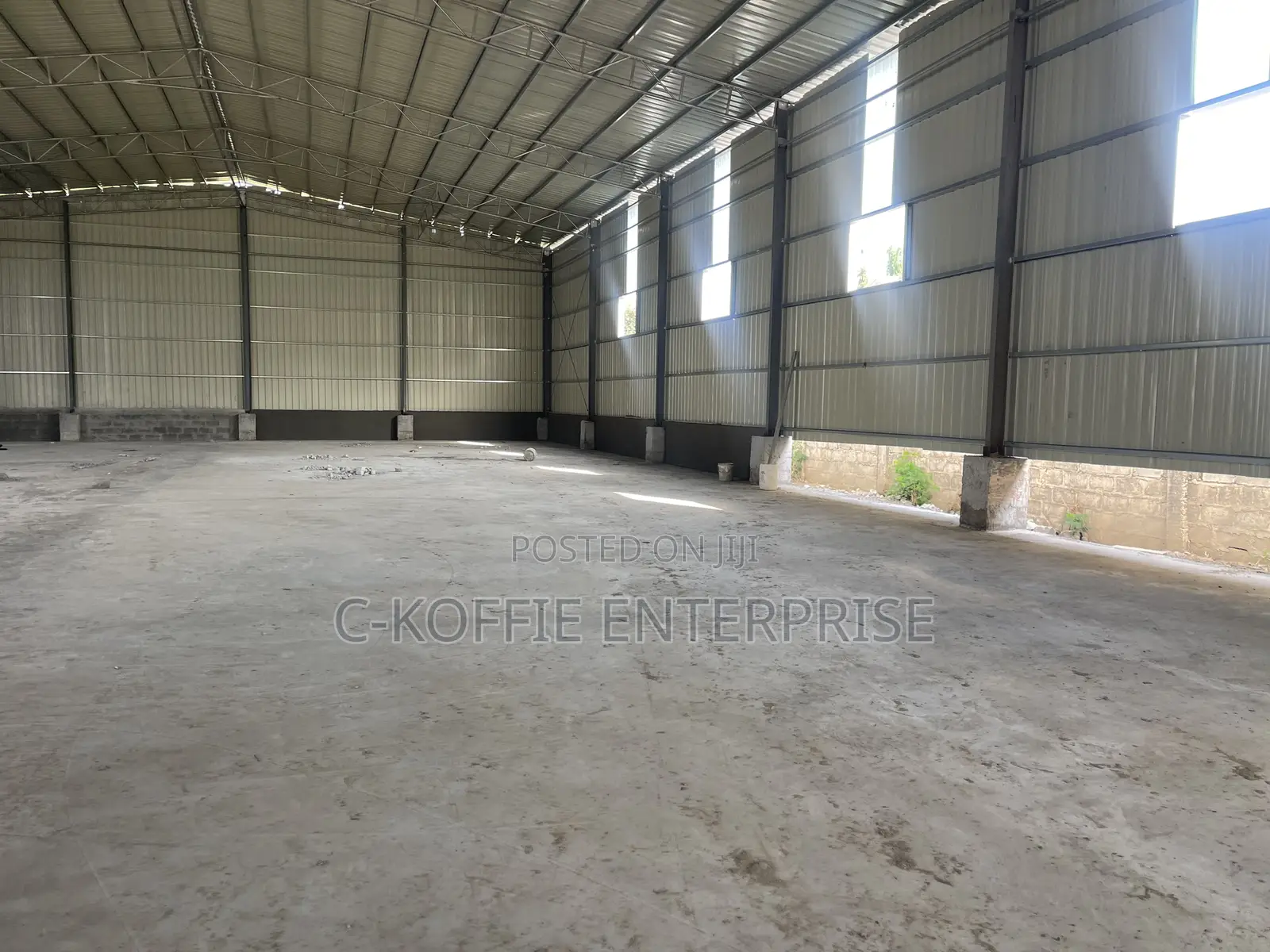 600 SQM Warehouse at Accra Central for Rent
