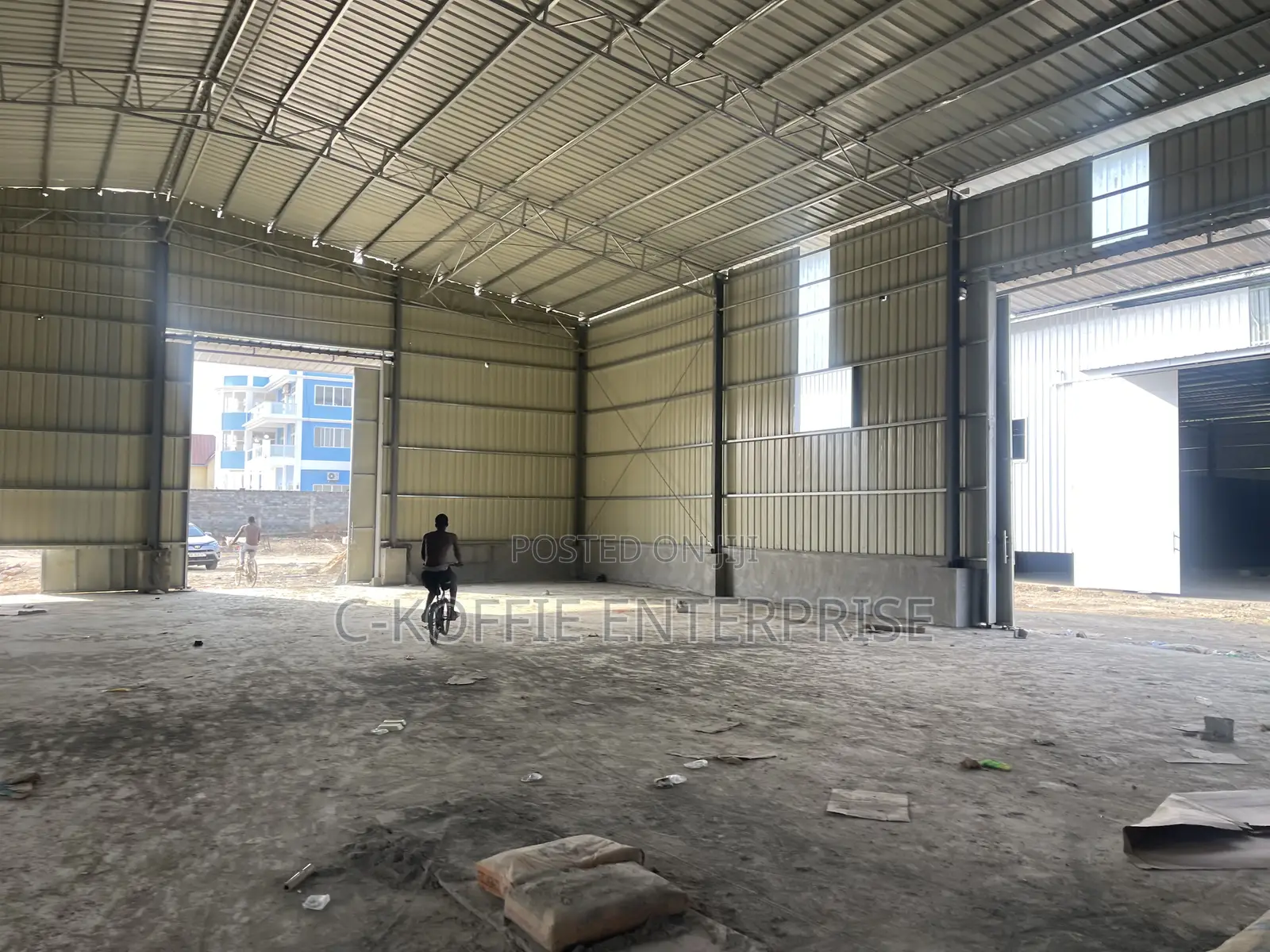 600 SQM Warehouse at Accra Central for Rent