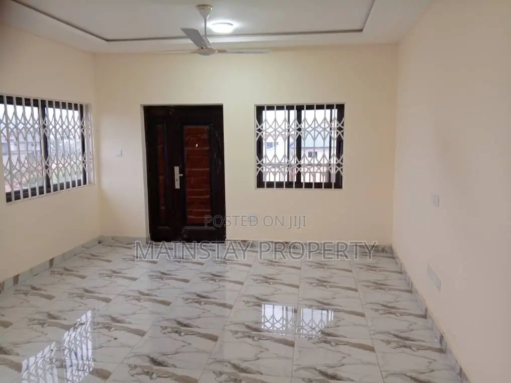 3bdrm Apartment in Lake Side Estate for rent