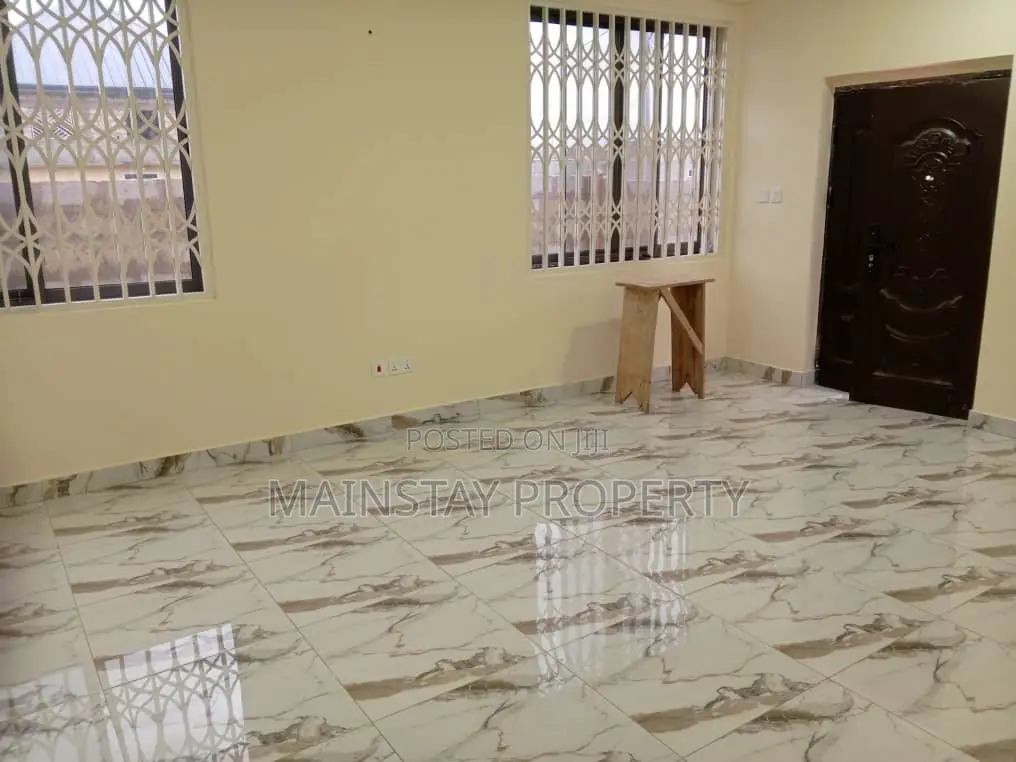 3bdrm Apartment in Lake Side Estate for rent