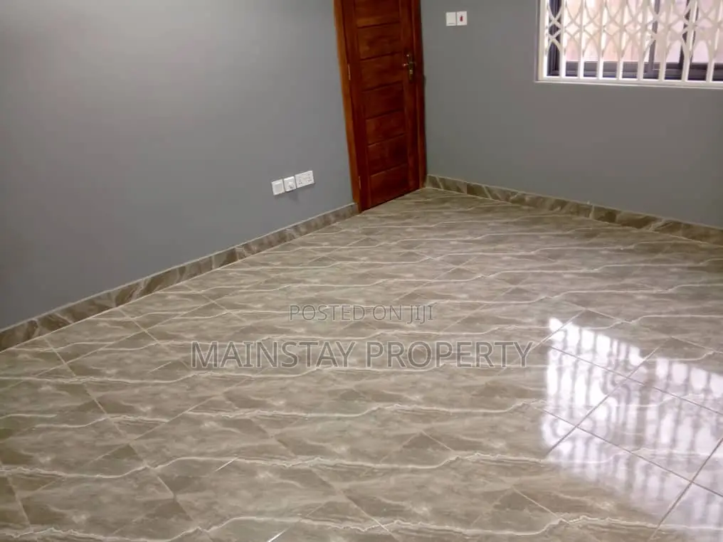 3bdrm Apartment in Lake Side Estate for rent