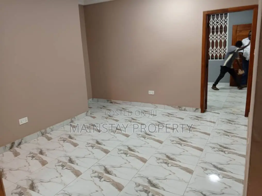 3bdrm Apartment in Lake Side Estate for rent