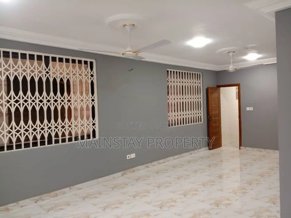 3bdrm Apartment in Lake Side Estate for rent