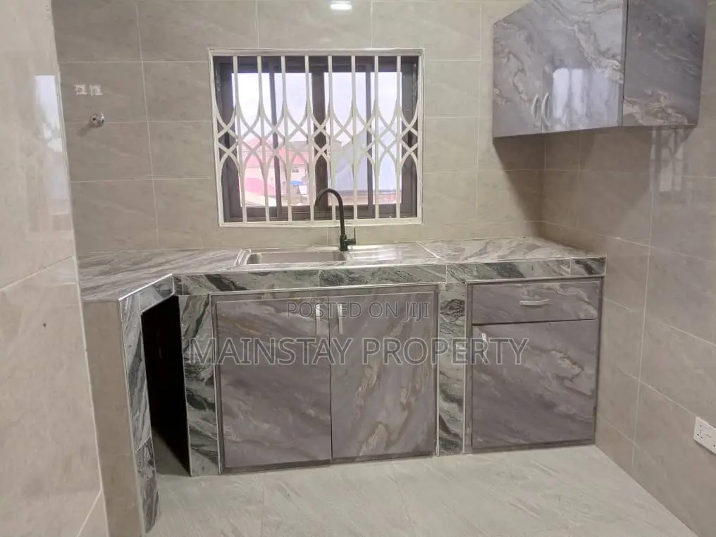 3bdrm Apartment in Lake Side Estate for rent