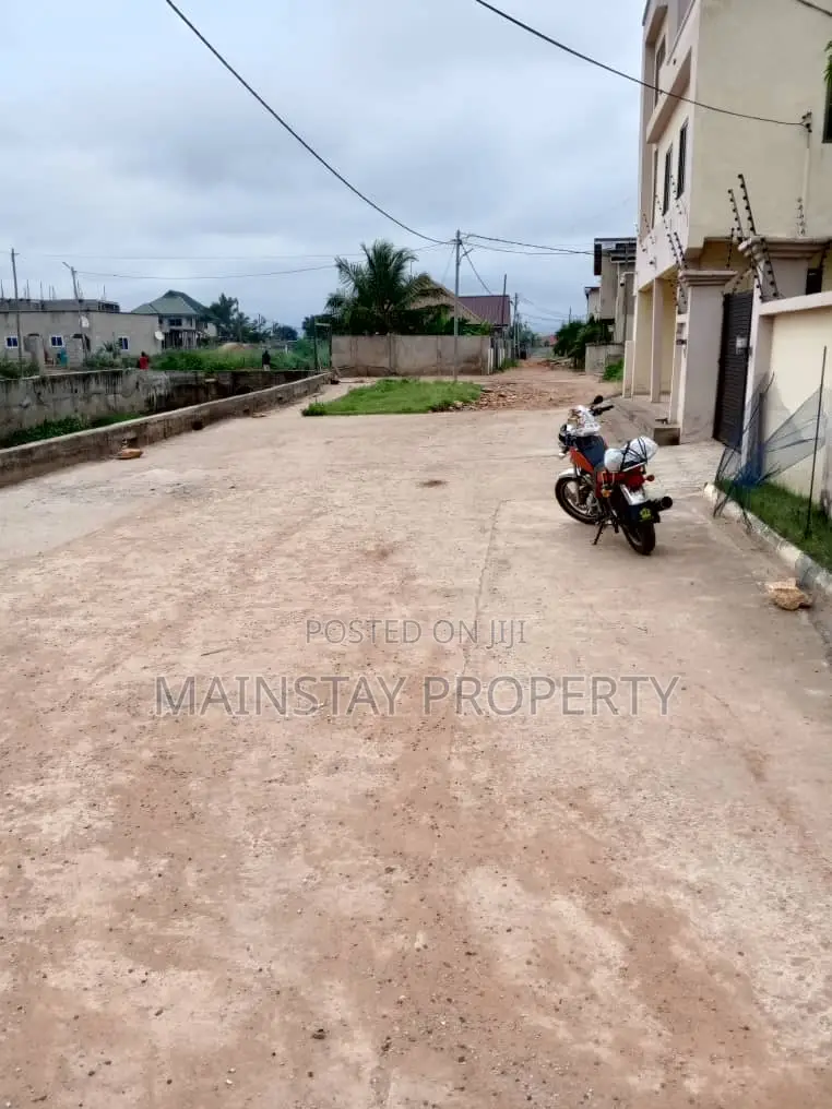 3bdrm Apartment in Lake Side Estate for rent
